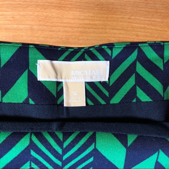 Michael Kors navy/green skirt - Picture 3 of 5